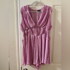 Vici Pleated Romper in Lavender Pink
